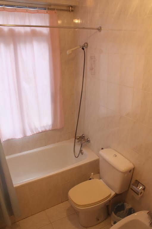 Hostal Temino บูร์โกส ภายนอก รูปภาพ